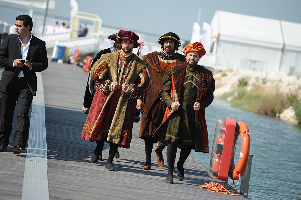 historische Gestalten in Lissabon