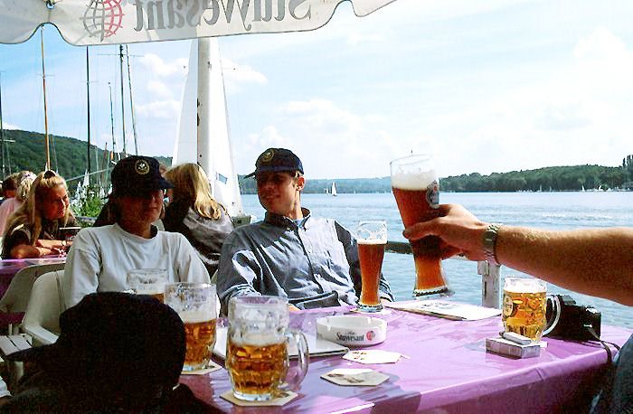 zur&uuml;ck zur &Uuml;bersicht...