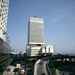 Neubauten auf angesch&uuml;ttetem Boden