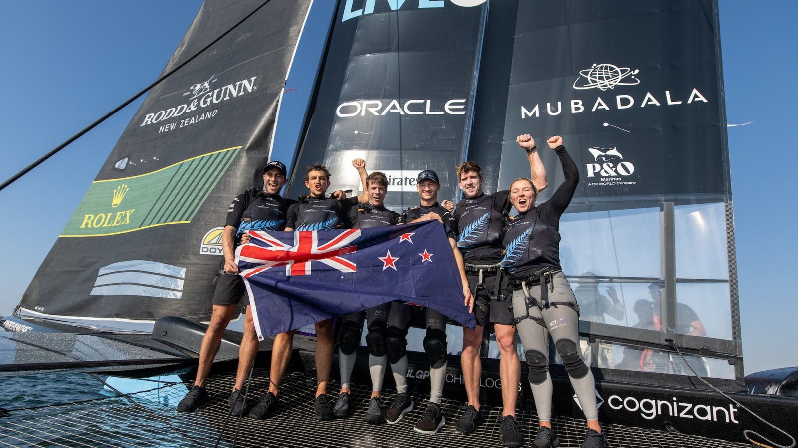 Emirates Dubai Sail Grand Prix: New Zealand SailGP Team gewinnt in einem dramatischen Fotofinish über Australien und Canada